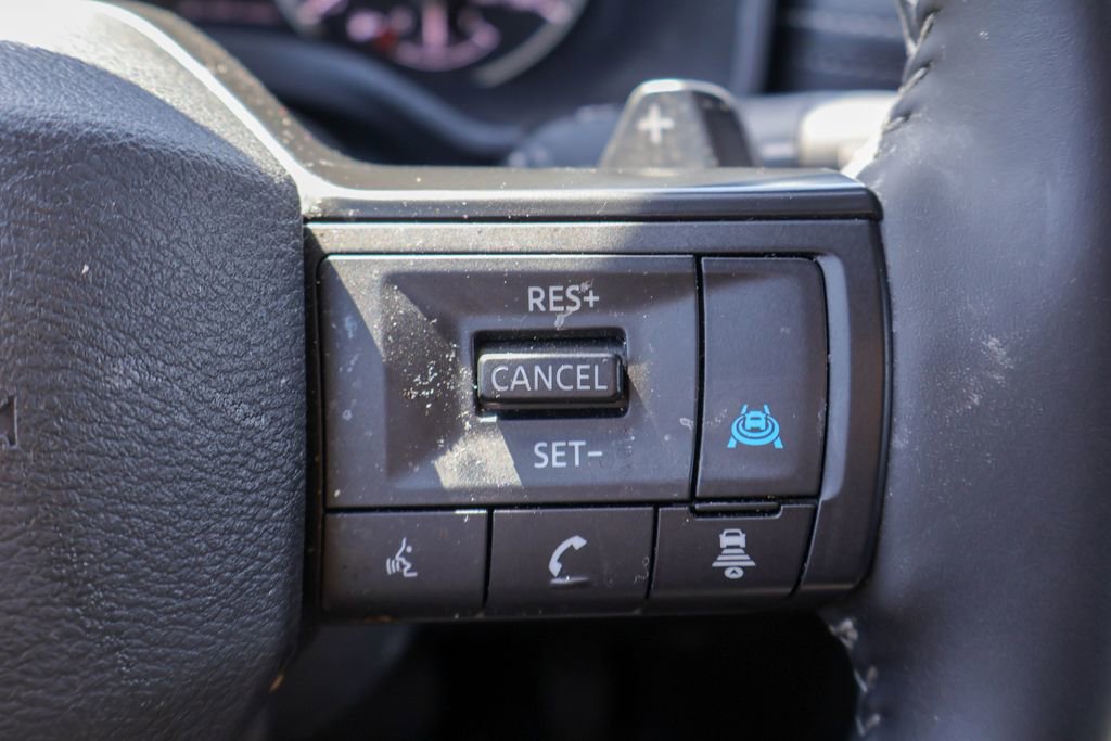 Certified 2026 Nissan Rogue SV FWD image 13