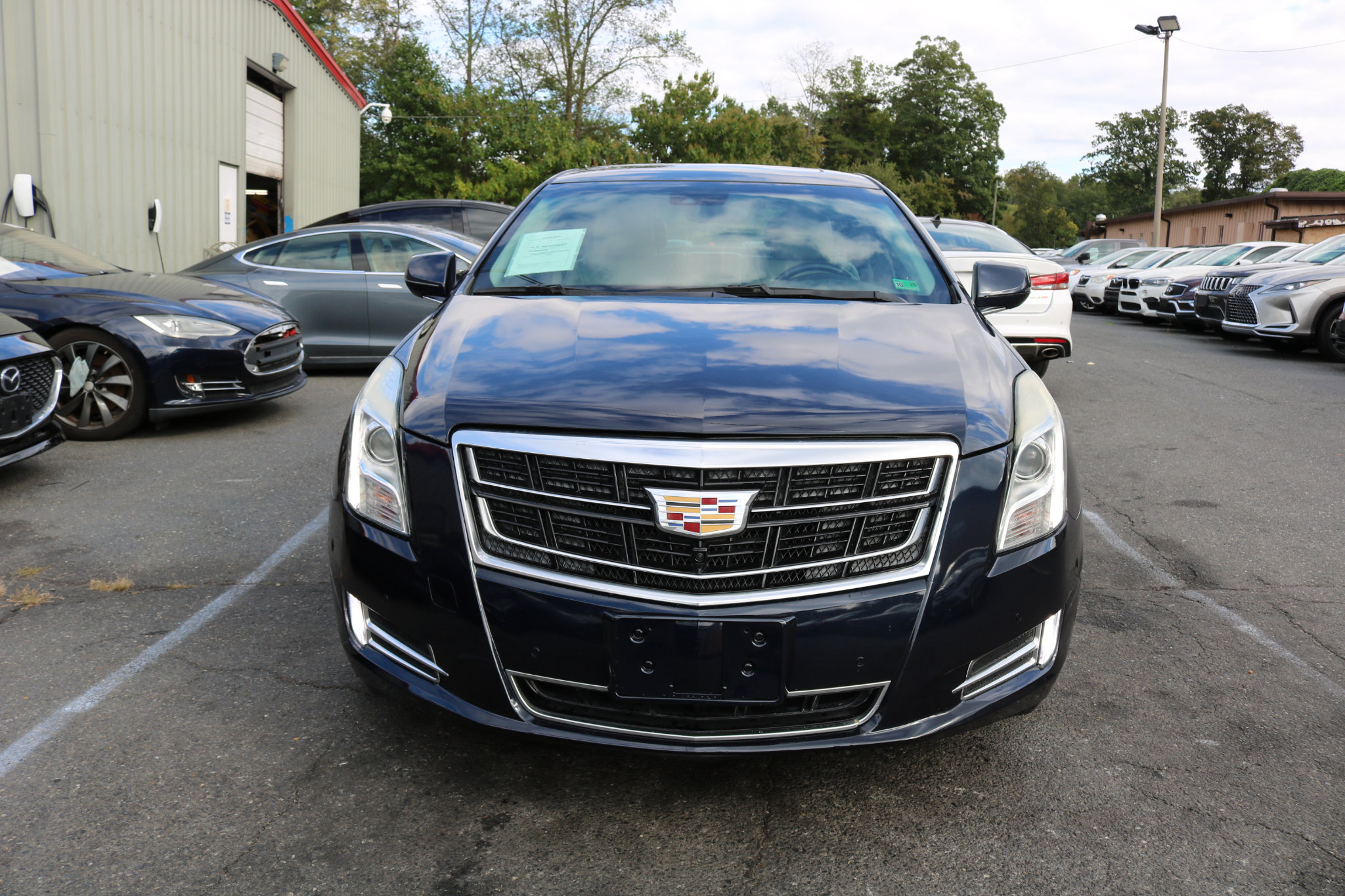 Used 2016 Cadillac XTS Luxury w/ Driver Awareness Package image 5