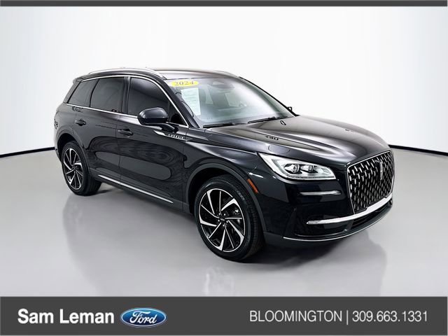 Used 2024 Lincoln Corsair Reserve image 1