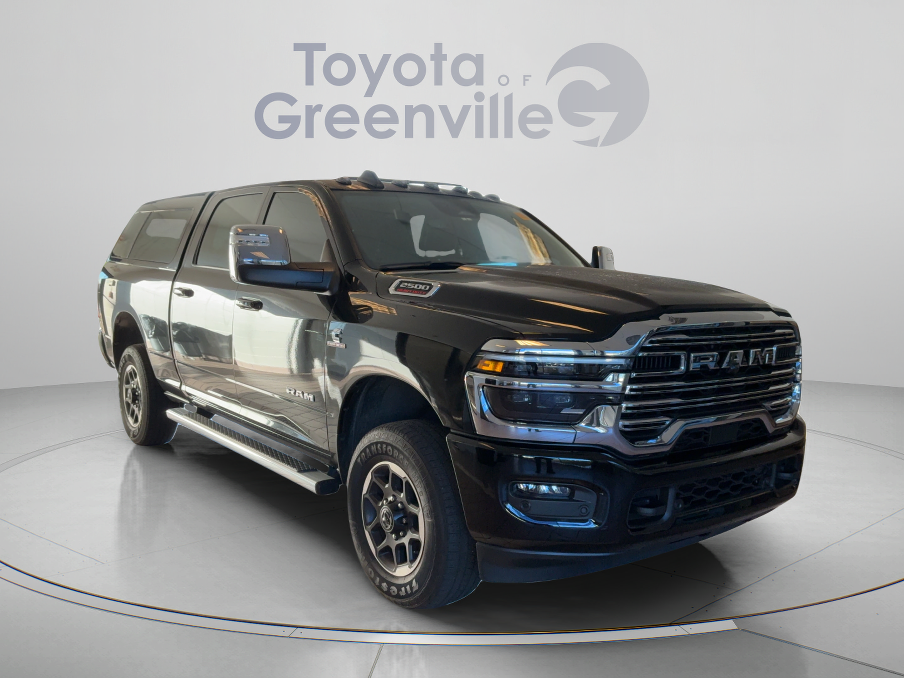 Used 2025 RAM 2500 Laramie AWD/4WD image 8