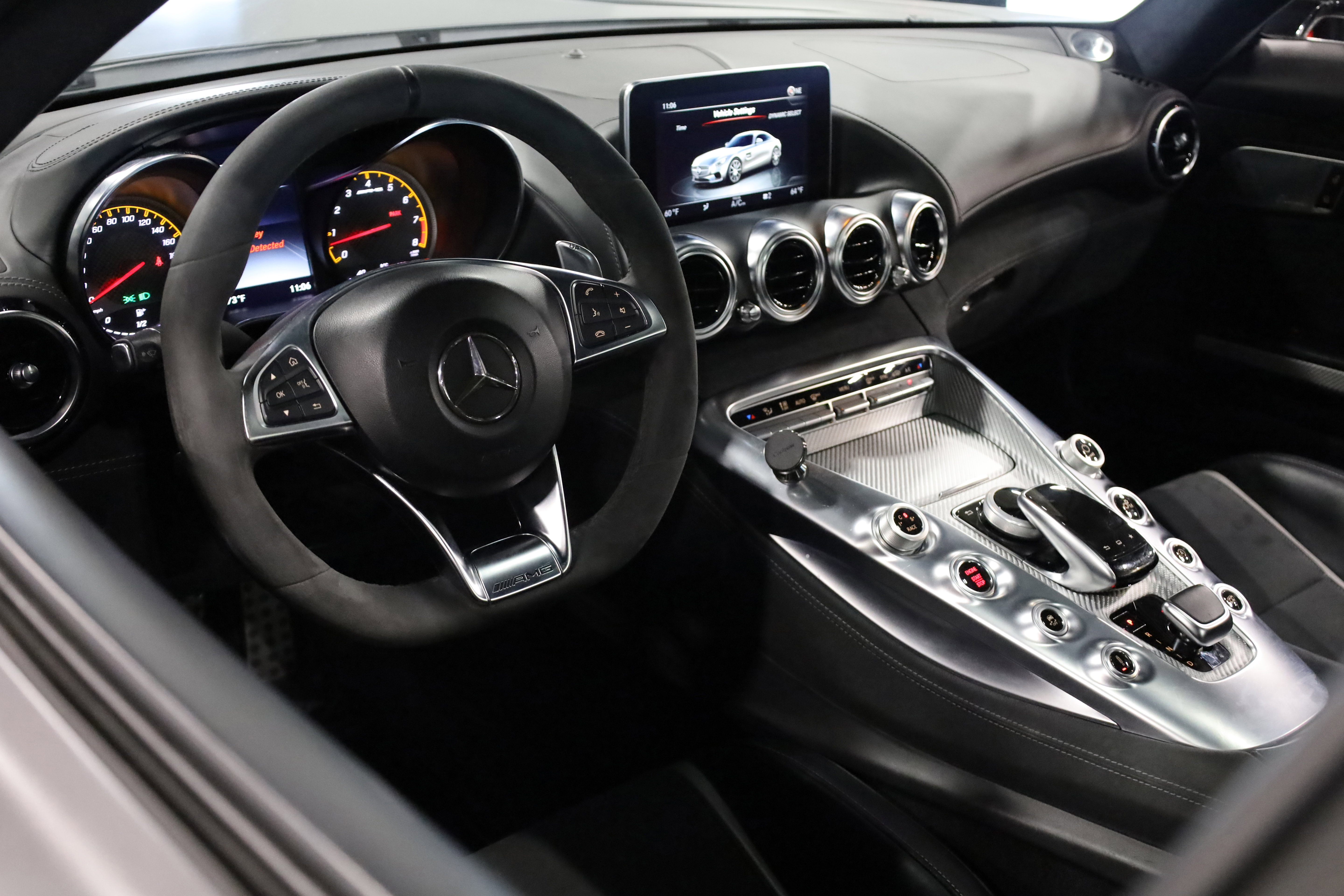 Used 2016 Mercedes-Benz AMG GT S image 30