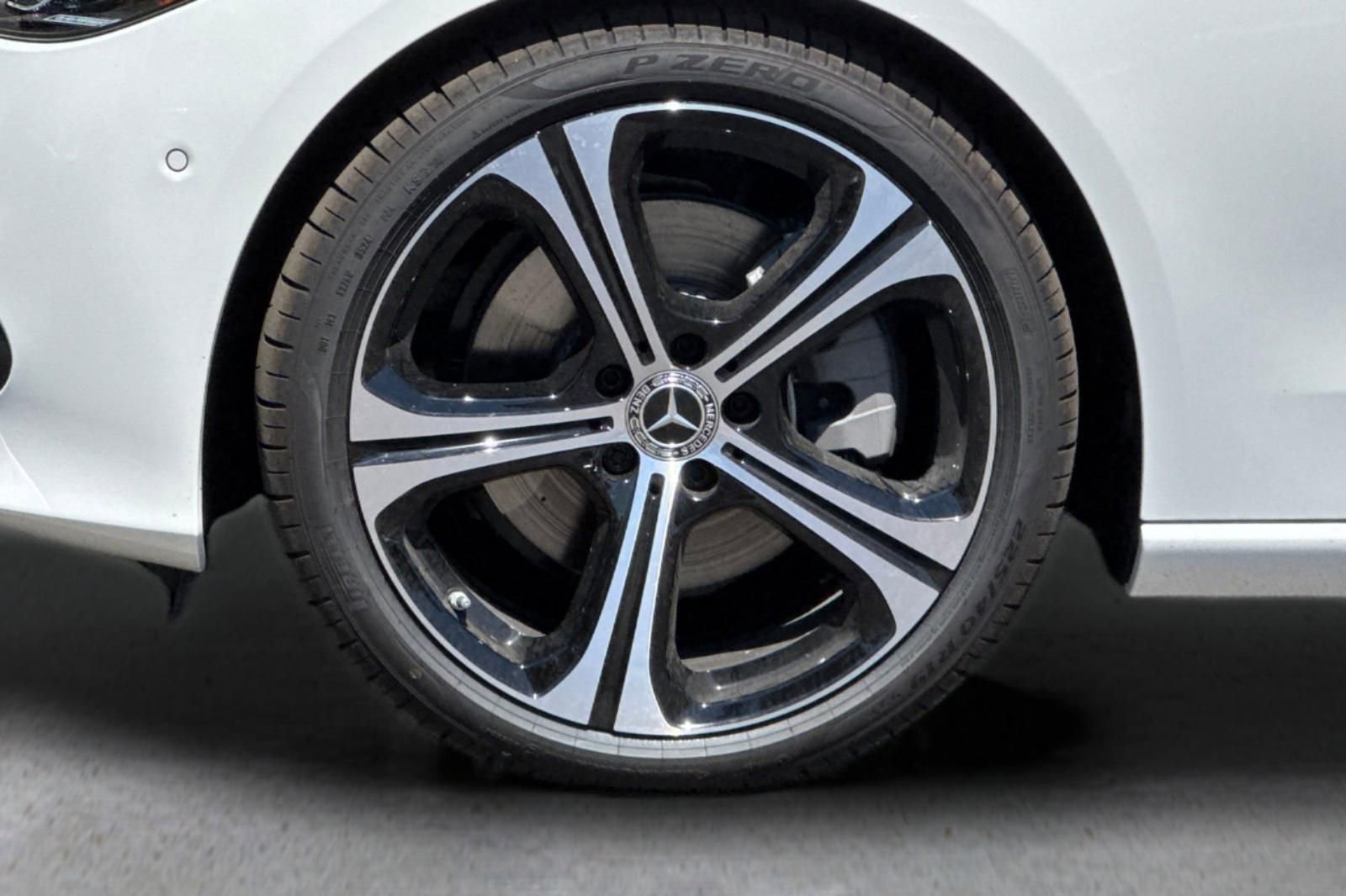 New 2025 Mercedes-Benz C 300 4MATIC Sedan image 34