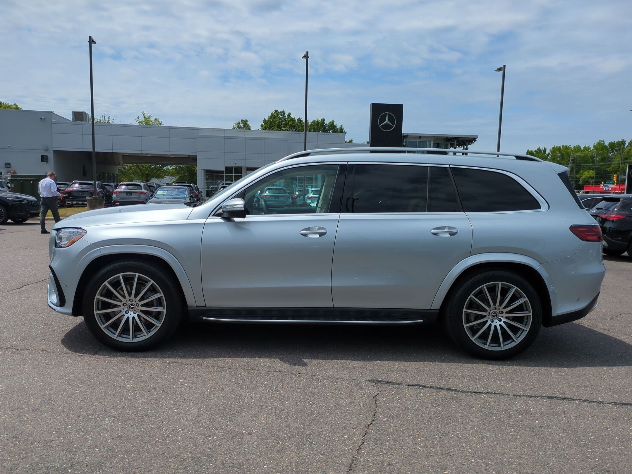 Certified 2026 Mercedes-Benz GLS 450 4MATIC image 6