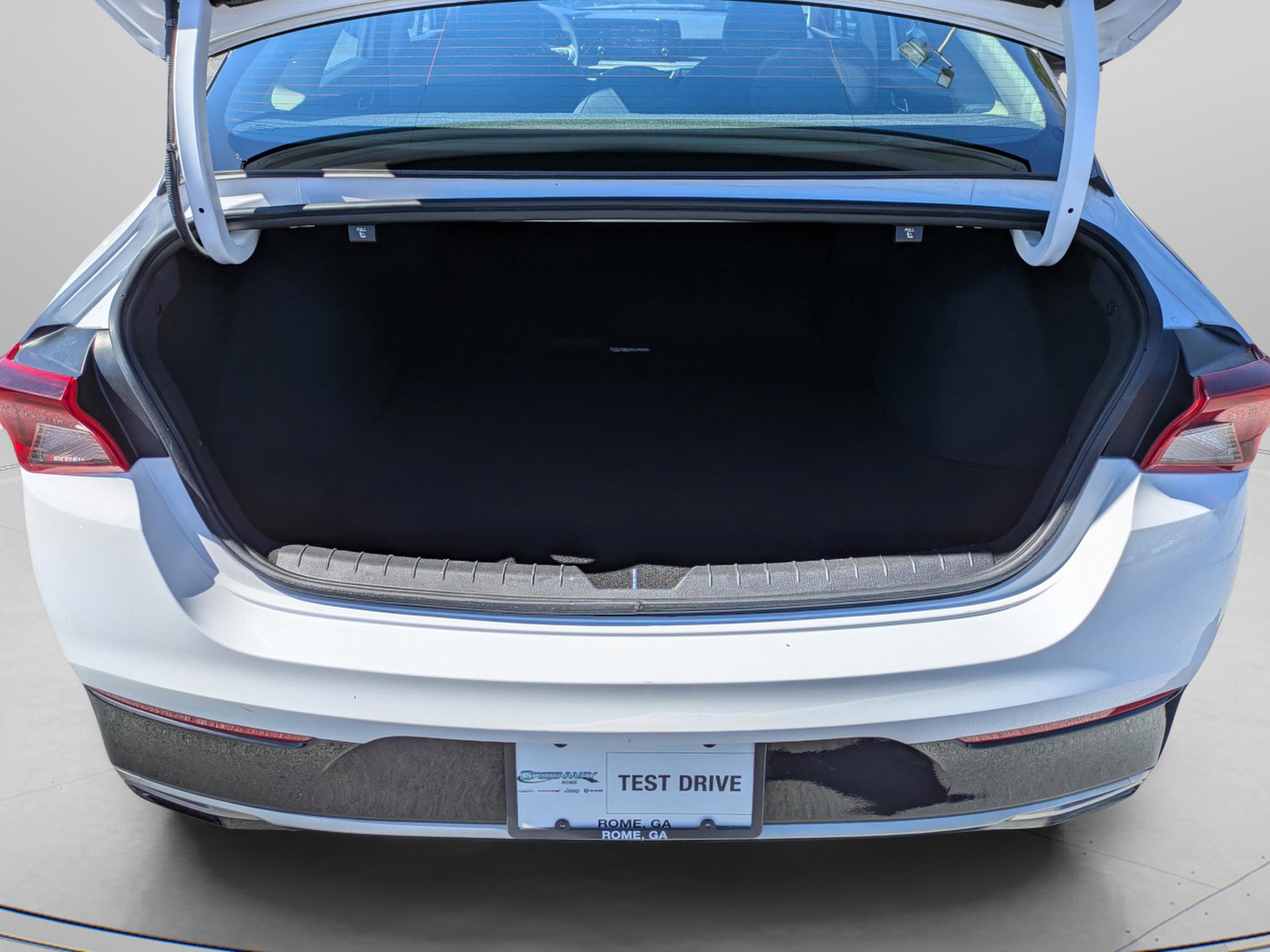 Used 2024 Kia K5 LXS image 6