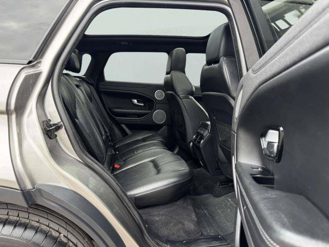 Used 2017 Land Rover Range Rover Evoque SE Premium AWD/4WD image 40