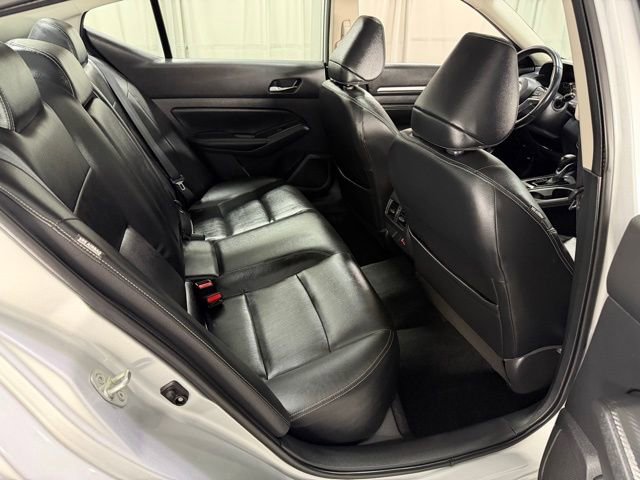 Used 2019 Nissan Altima 2.5 Platinum image 8