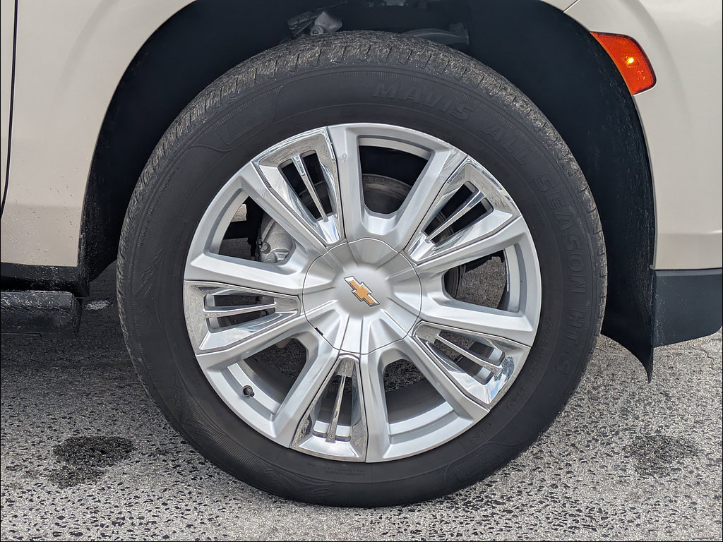 Certified 2021 Chevrolet Tahoe High Country AWD/4WD image 12