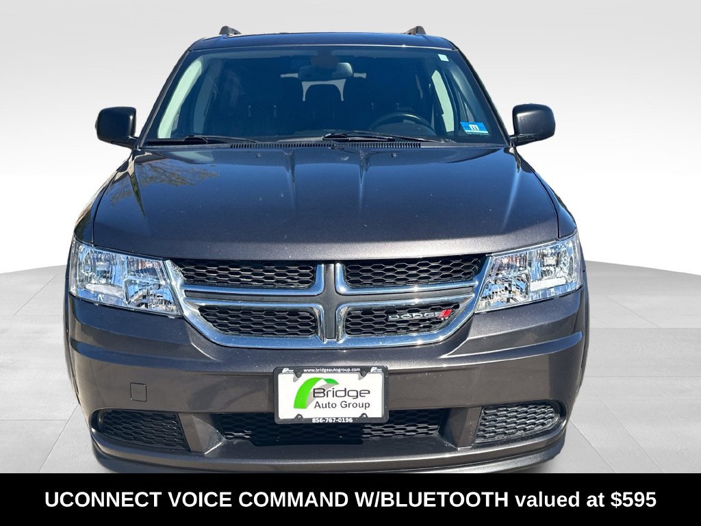 Used 2018 Dodge Journey SE FWD image 2