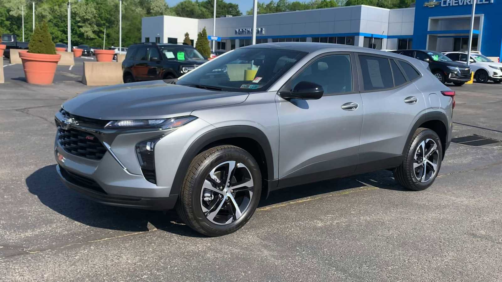 Certified 2025 Chevrolet Trax RS FWD image 4