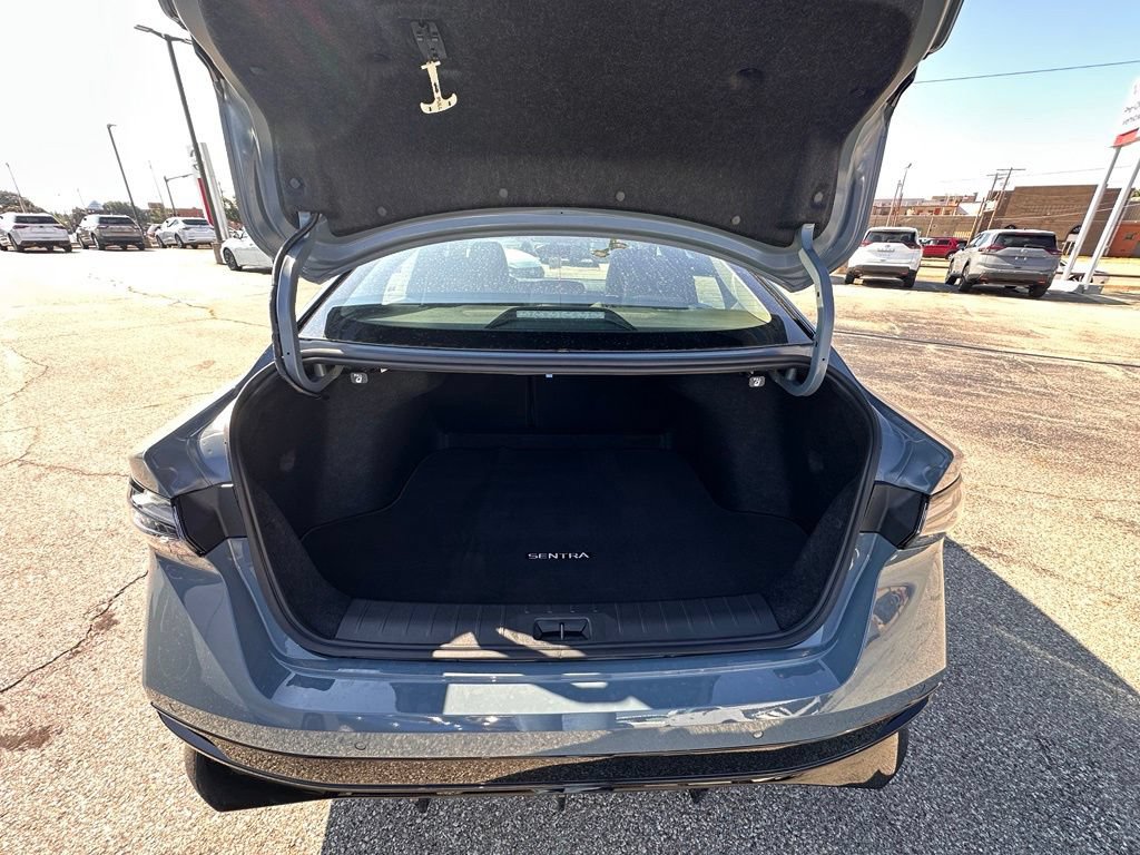 New 2026 Nissan Sentra SR w/ SR Premium Package FWD image 6