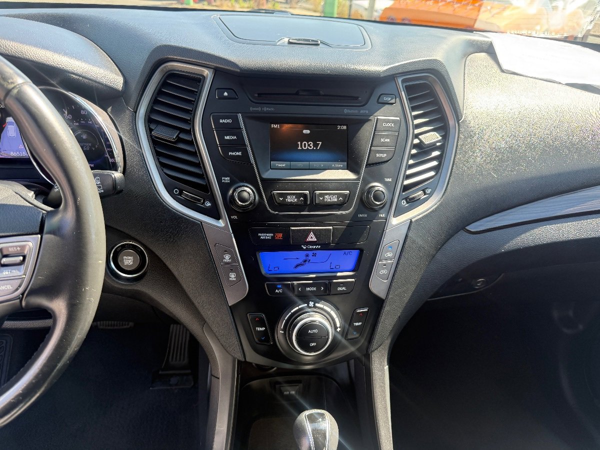 Used 2015 Hyundai Santa Fe Sport 2.0T FWD image 26