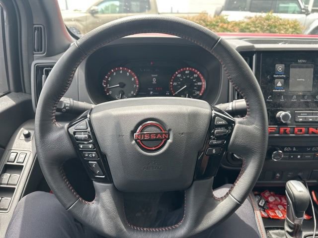 Used 2025 Nissan Frontier PRO-4X AWD/4WD image 17