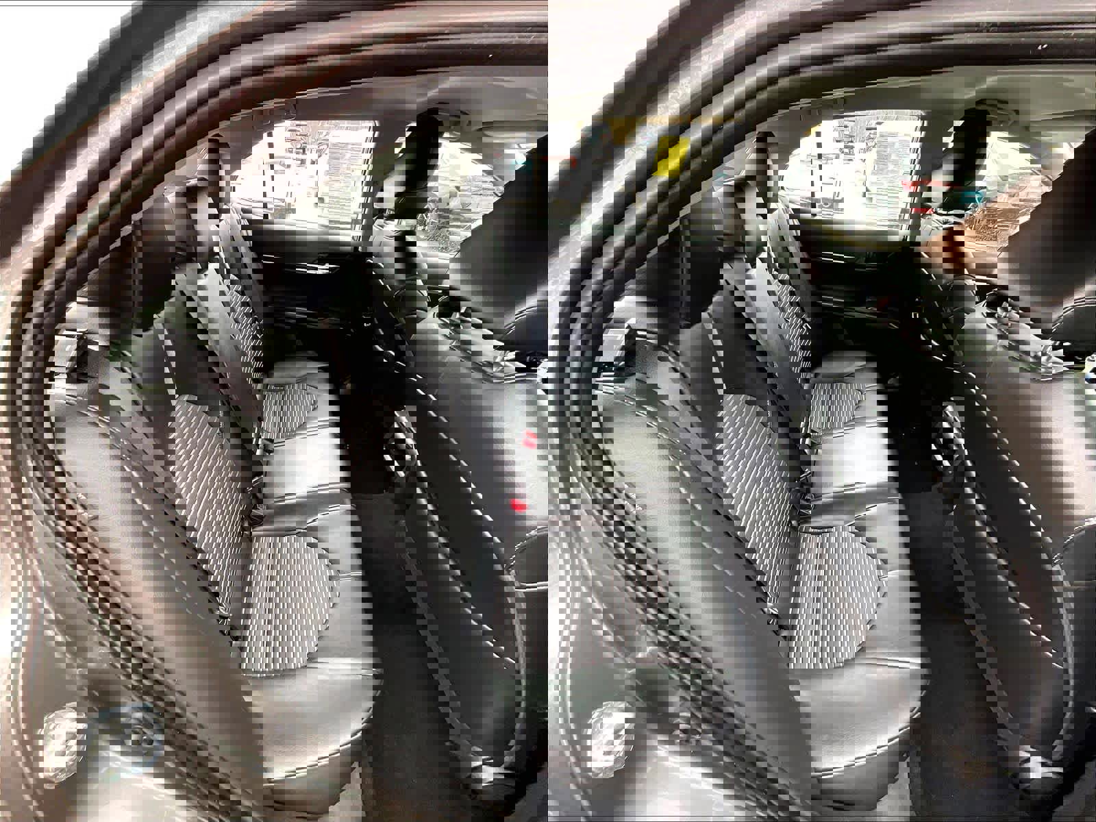 Used 2024 Toyota Camry SE image 16