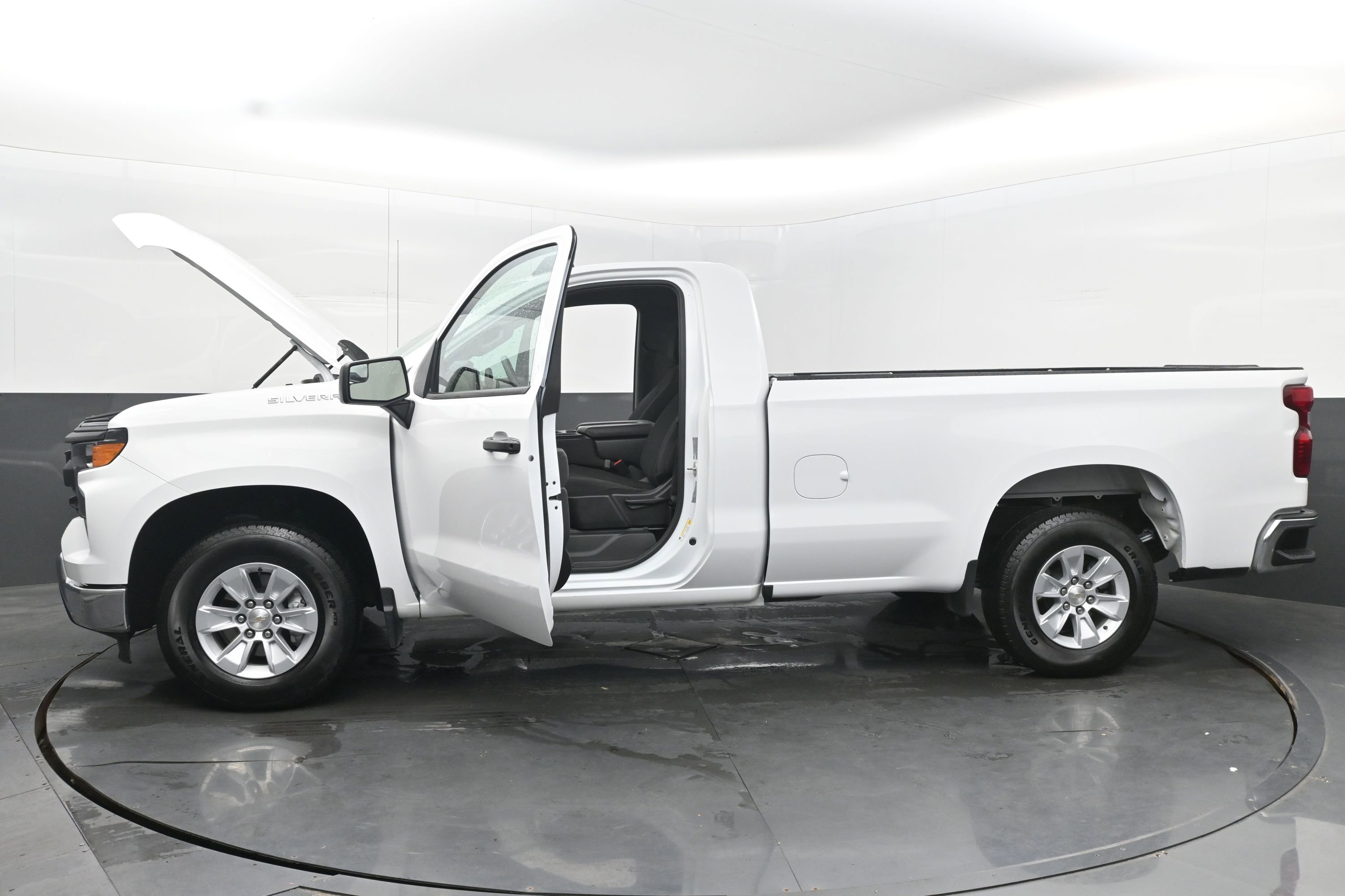 Certified 2024 Chevrolet Silverado 1500 W/T w/ WT Fleet Convenience Package image 39