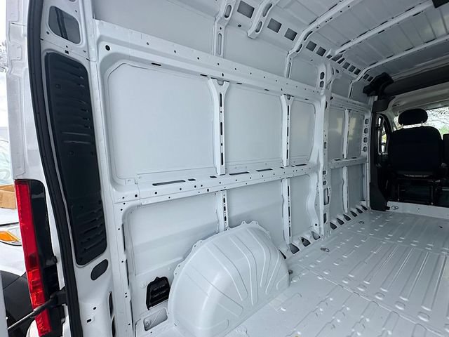 New 2024 RAM ProMaster 2500 w/ Safety Group FWD image 16