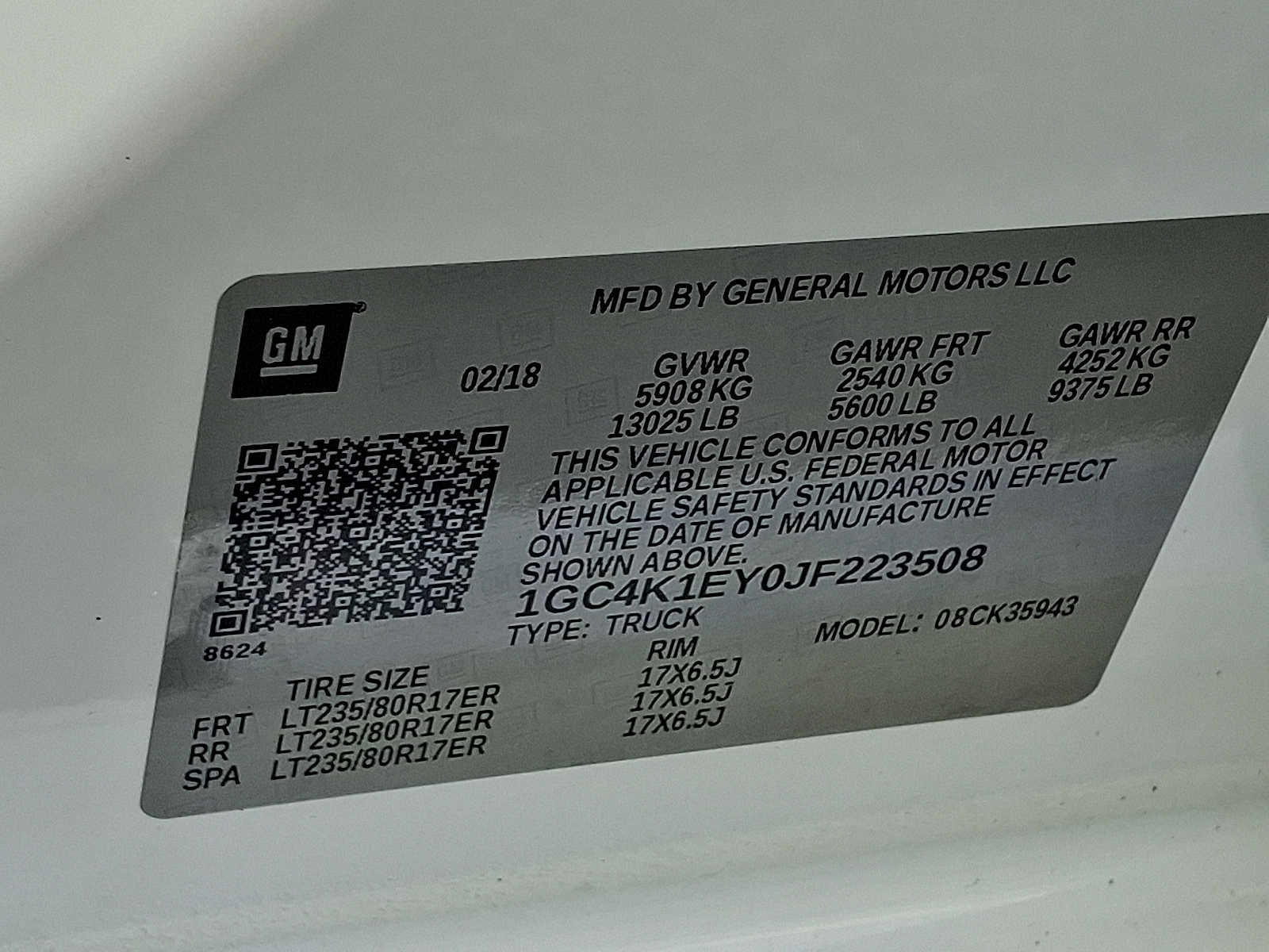 Used 2018 Chevrolet Silverado 3500 High Country w/ Duramax Plus Package image 27