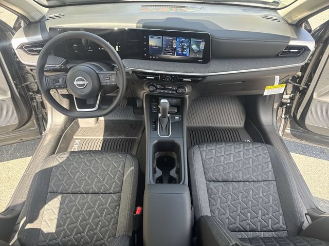 New 2026 Nissan Kicks SV w/ Charging Package FWD image 9