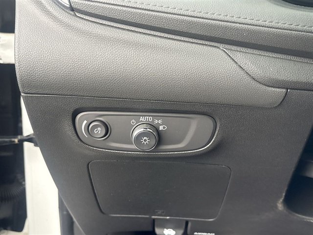 Certified 2024 Buick Encore GX Preferred w/ Comfort Package FWD image 17