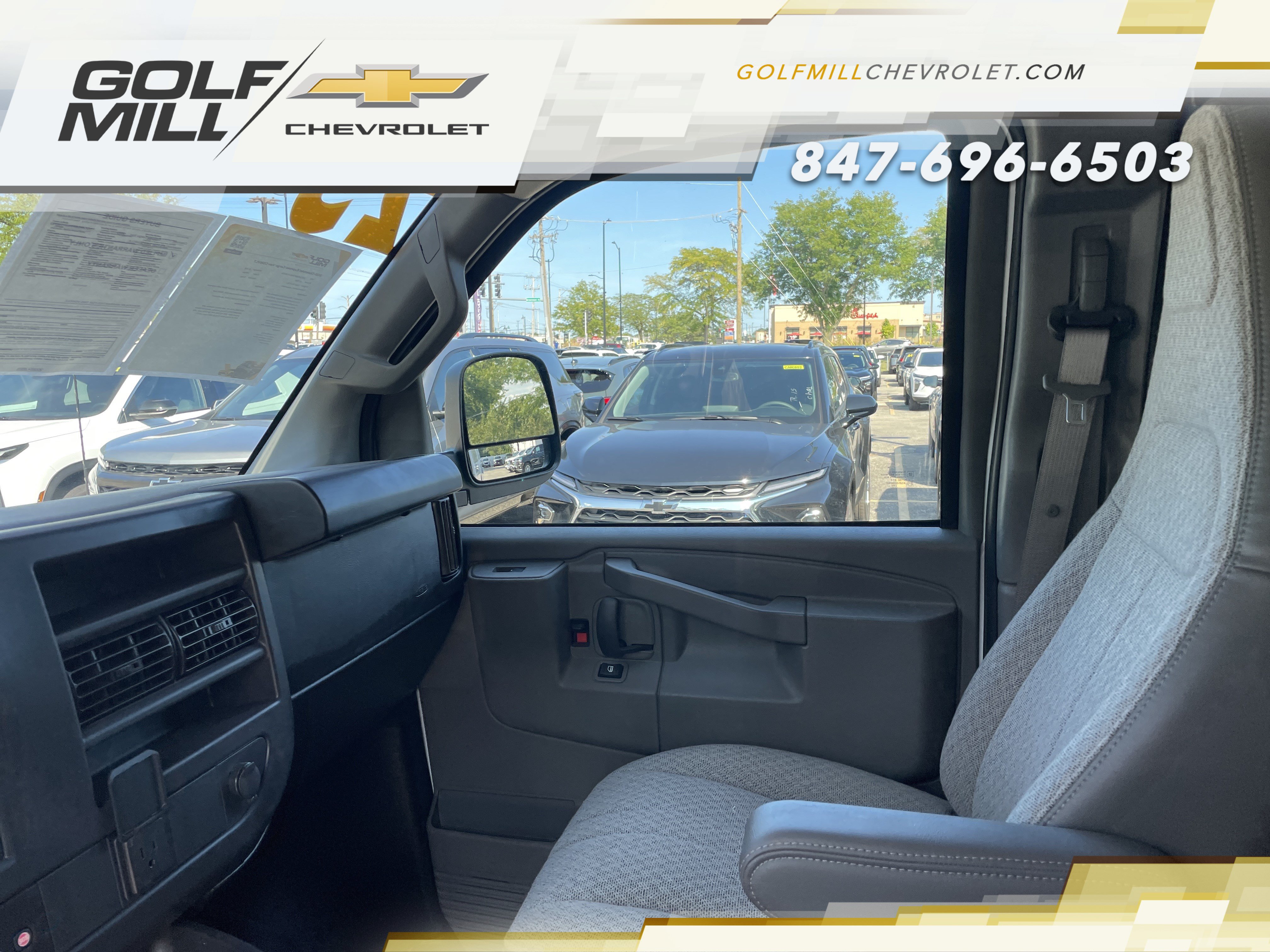 Used 2025 Chevrolet Express 2500 Extended w/ Driver Convenience Package RWD image 22