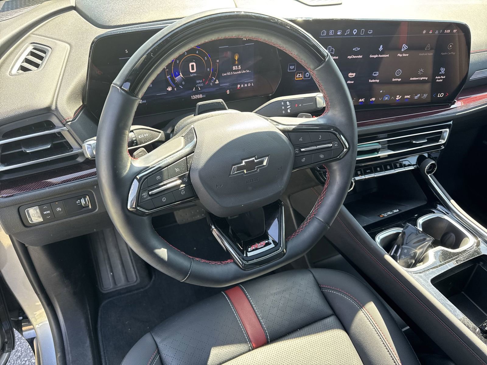 Used 2025 Chevrolet Traverse RS w/ LPO, Floor Liner Package image 18