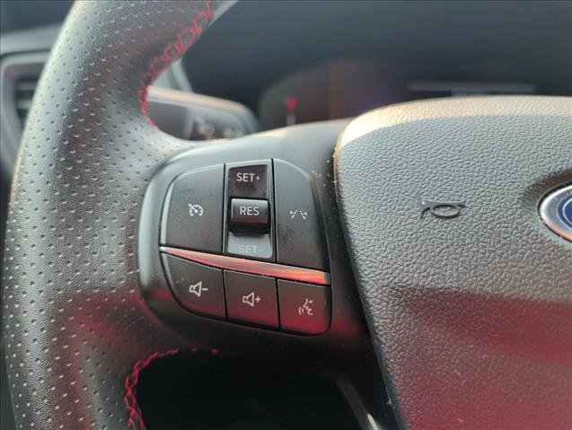 Used 2025 Ford Escape ST-Line FWD image 17