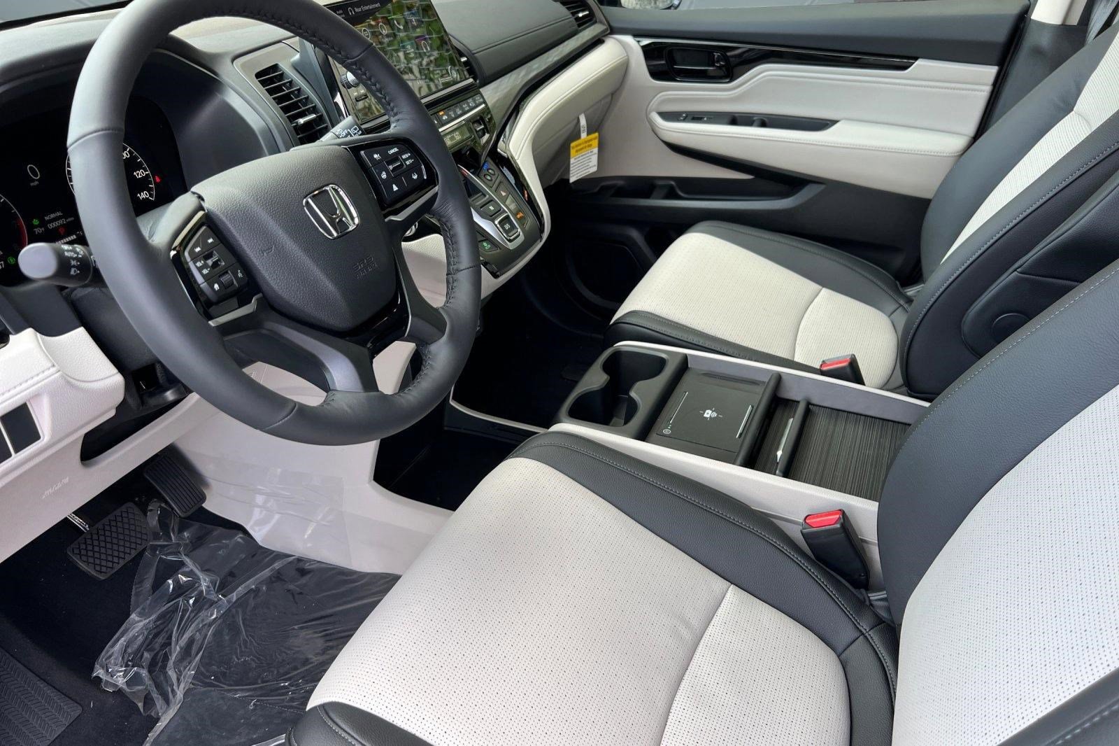 New 2026 Honda Odyssey Elite image 4