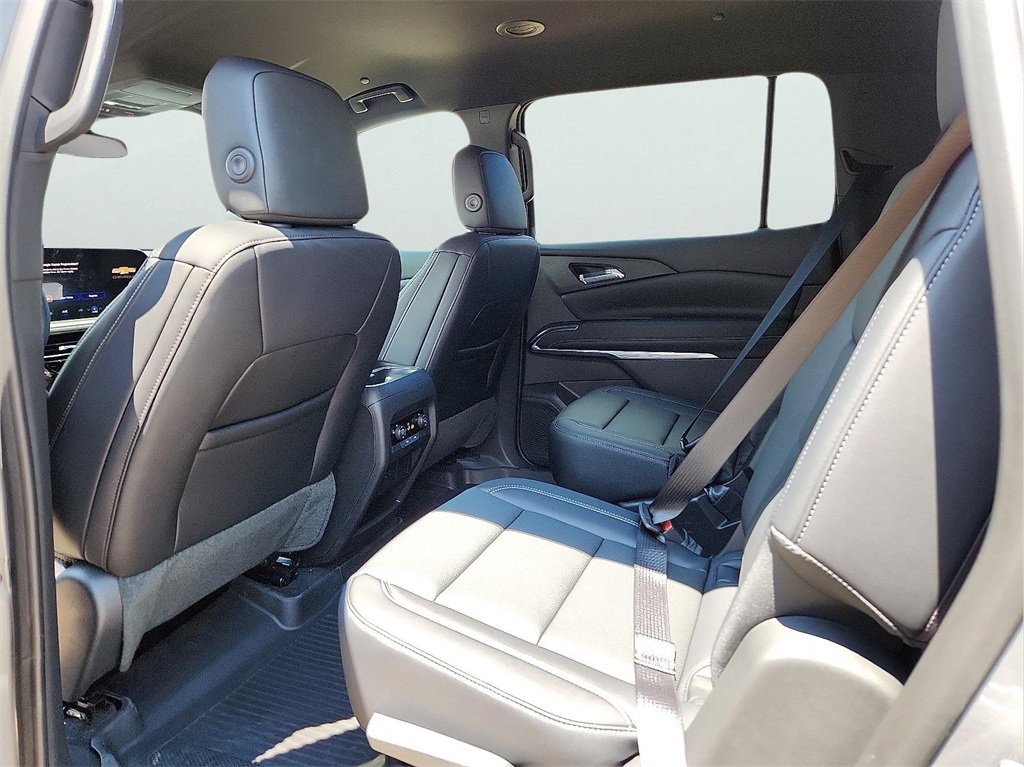 New 2026 Chevrolet Traverse LT w/ LPO, Floor Liner Package image 13
