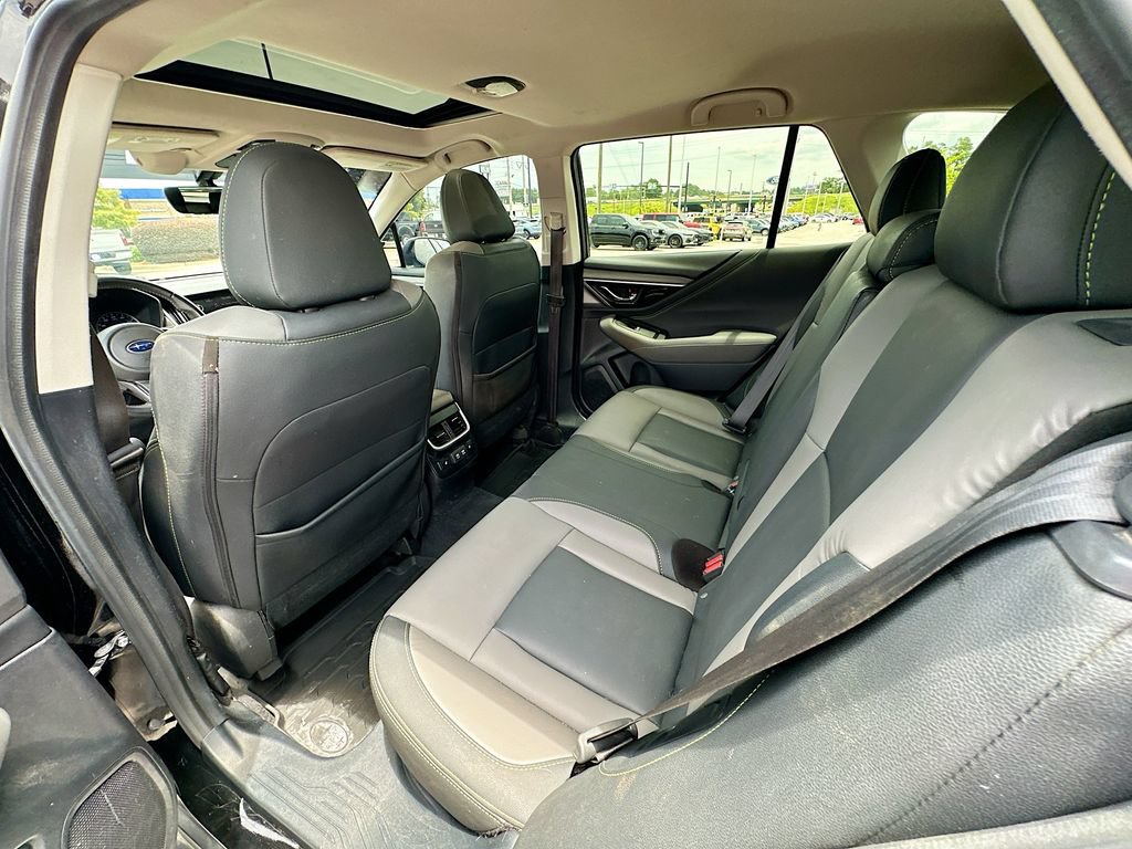 Used 2020 Subaru Outback Onyx Edition XT AWD/4WD image 4