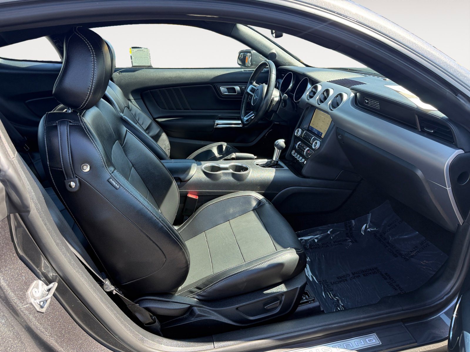 Used 2020 Ford Mustang GT Premium RWD image 19