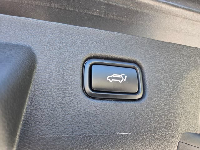 Used 2025 Kia Sportage EX w/ Premium Package FWD image 18