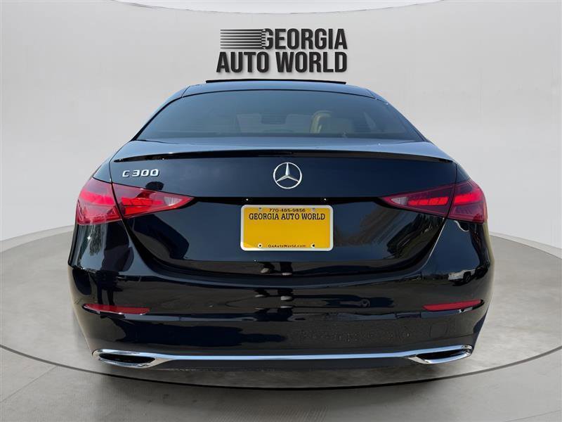 Used 2022 Mercedes-Benz C 300 Sedan w/ Exclusive Trim Package image 8