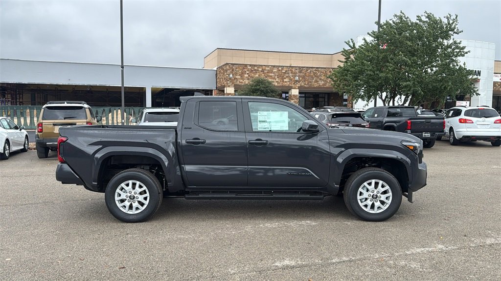 New 2025 Toyota Tacoma SR5 image 7