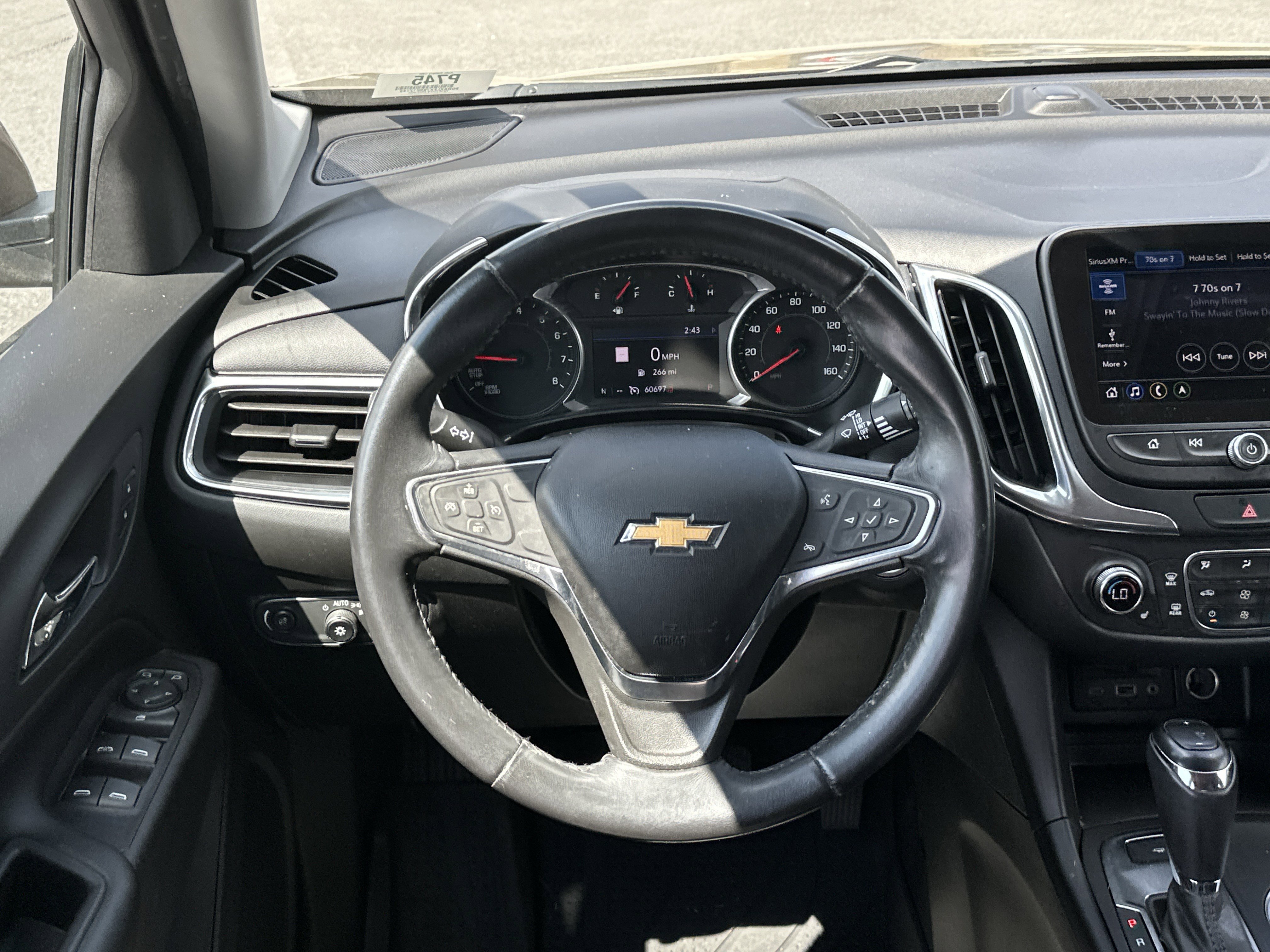 Used 2019 Chevrolet Equinox LT w/ Sun & Navigation Package image 25
