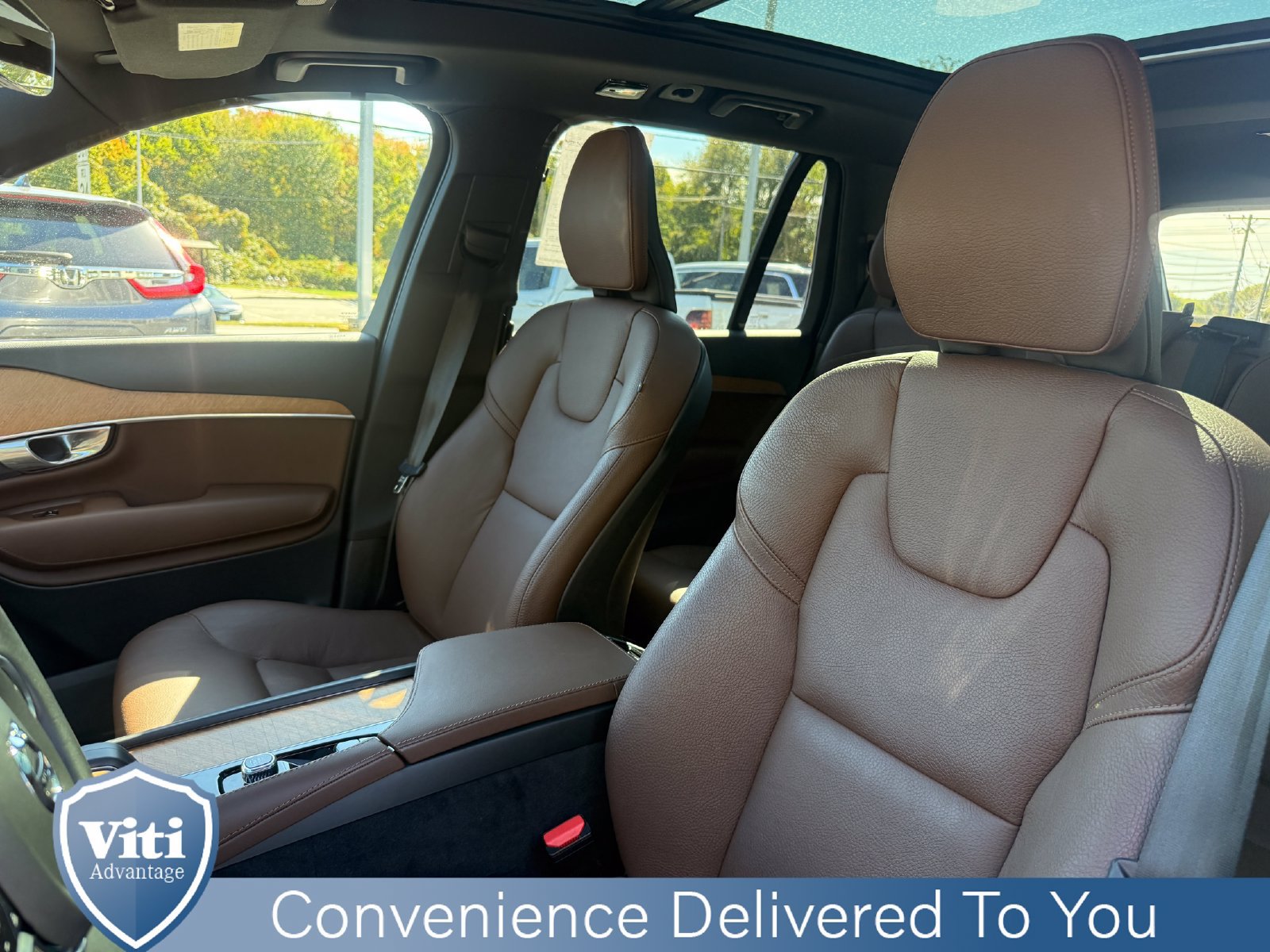 Certified 2023 Volvo XC90 B6 Plus AWD/4WD image 17