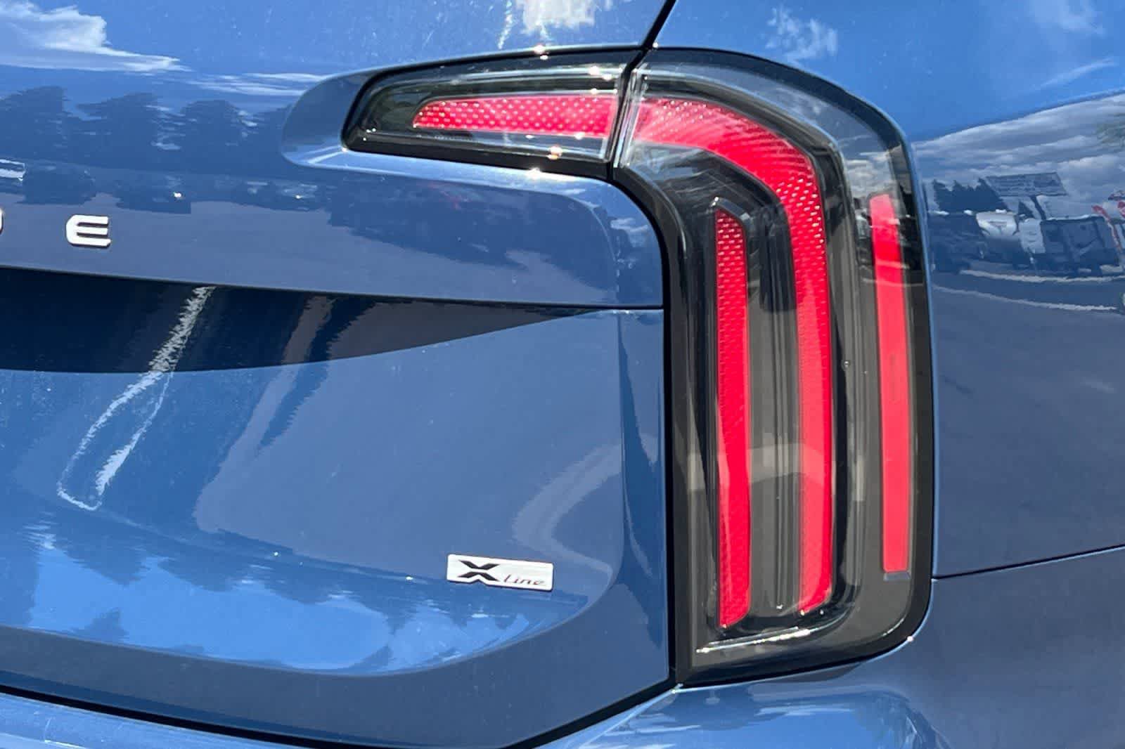 Used 2023 Kia Telluride SX X-Line AWD/4WD image 17