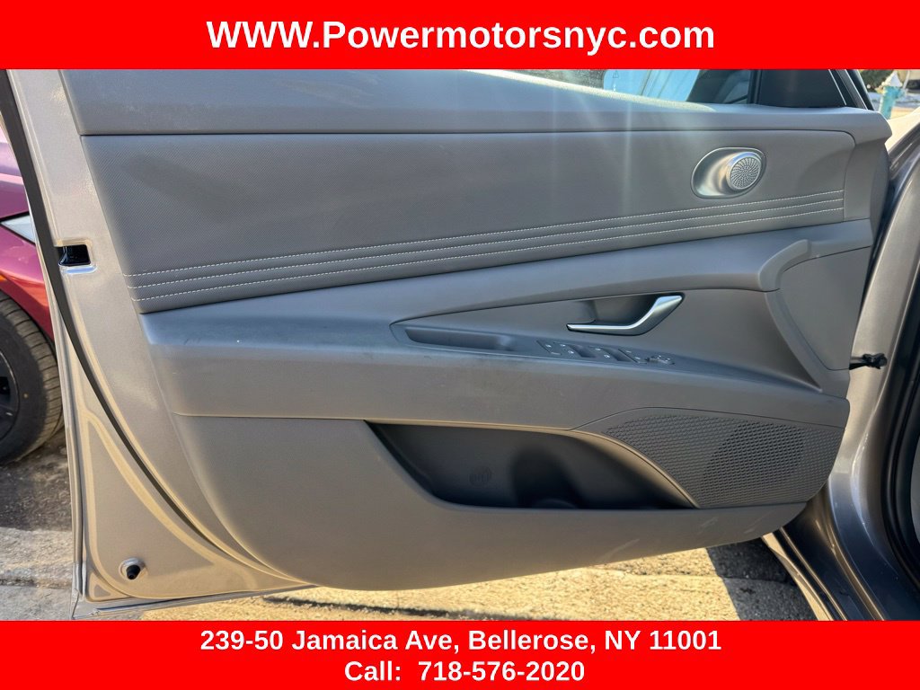 Used 2023 Hyundai Elantra SEL w/ Convenience Package FWD image 15