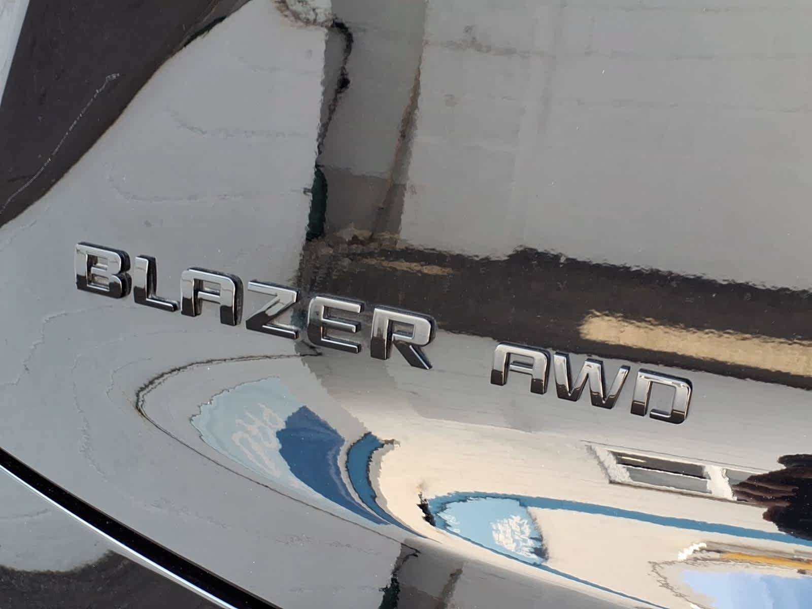Used 2026 Chevrolet Blazer LT w/ Midnight/Sport Edition AWD/4WD image 18