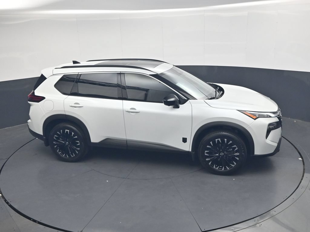 New 2026 Nissan Rogue Dark Armor FWD image 21