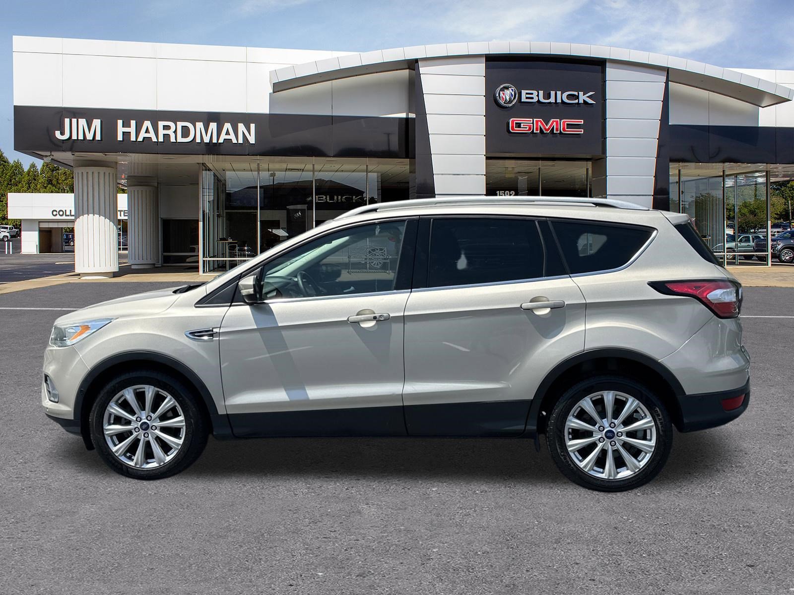 Used 2017 Ford Escape Titanium w/ Equipment Group 301A FWD image 4