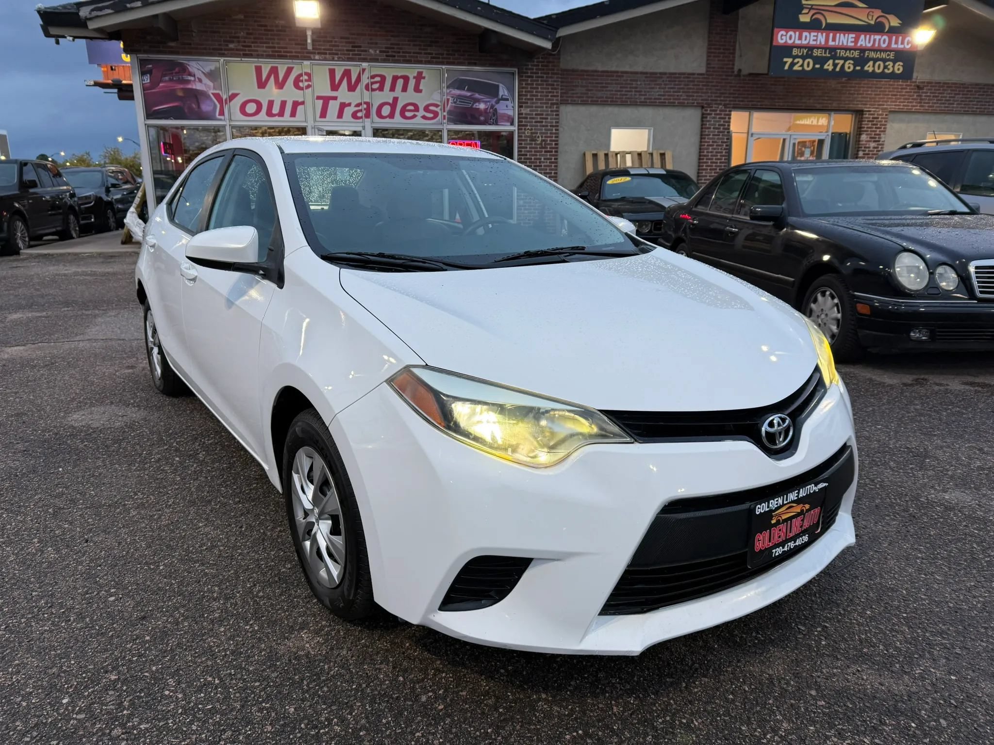 Used 2015 Toyota Corolla L FWD image 2