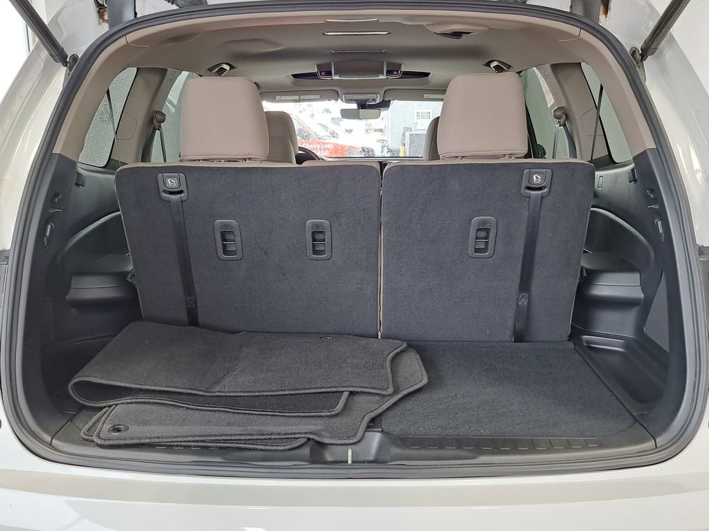 Used 2020 Honda Pilot Touring image 30