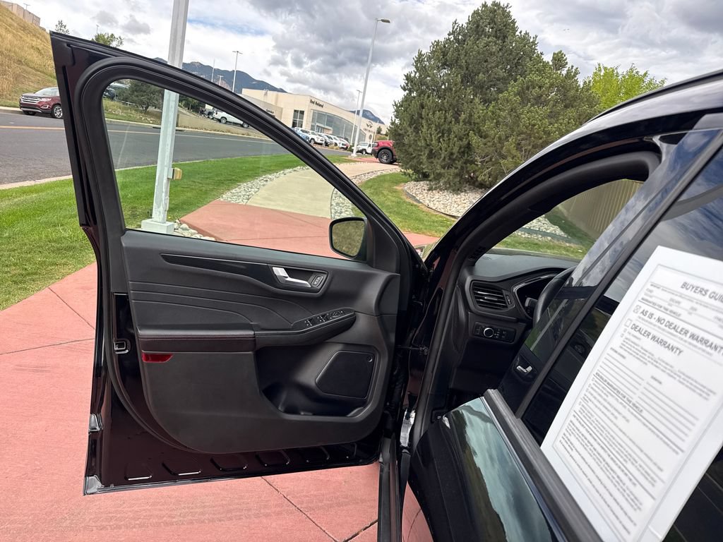 Used 2024 Ford Escape ST-Line AWD/4WD image 10