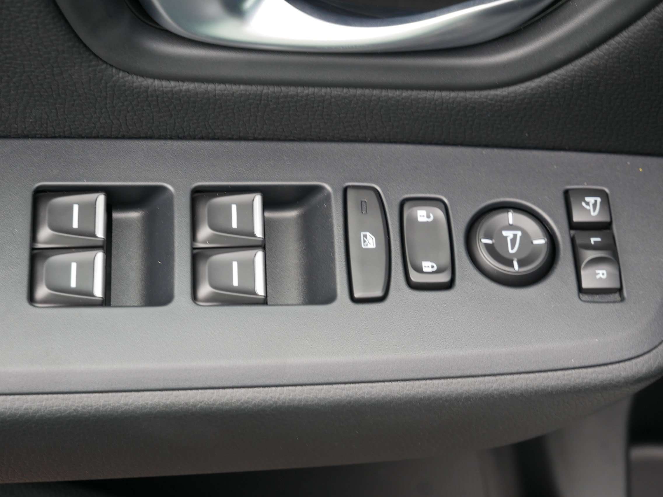 New 2026 Honda Pilot Black Edition image 15