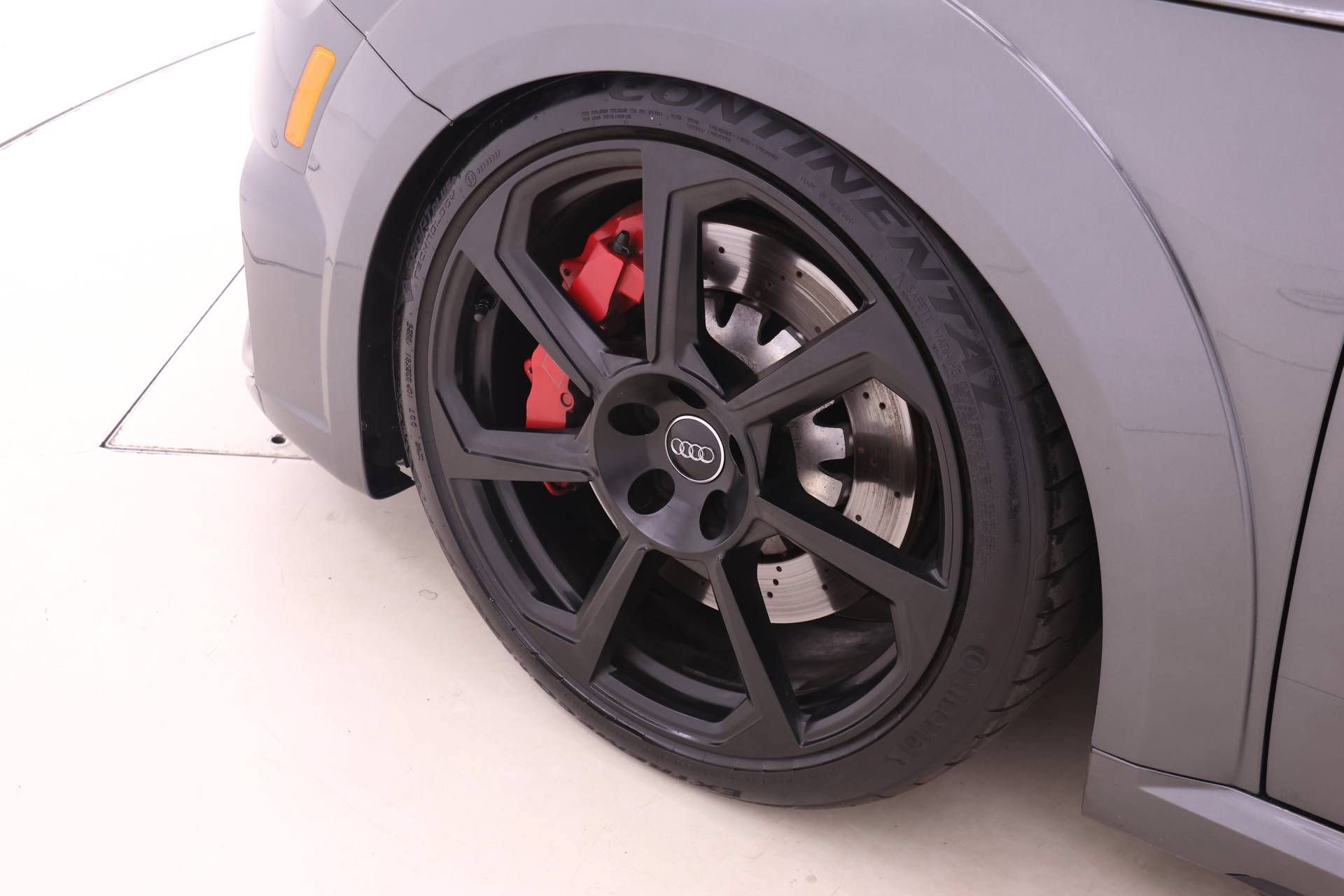 Used 2019 Audi TT RS w/ Technology Package AWD/4WD image 9