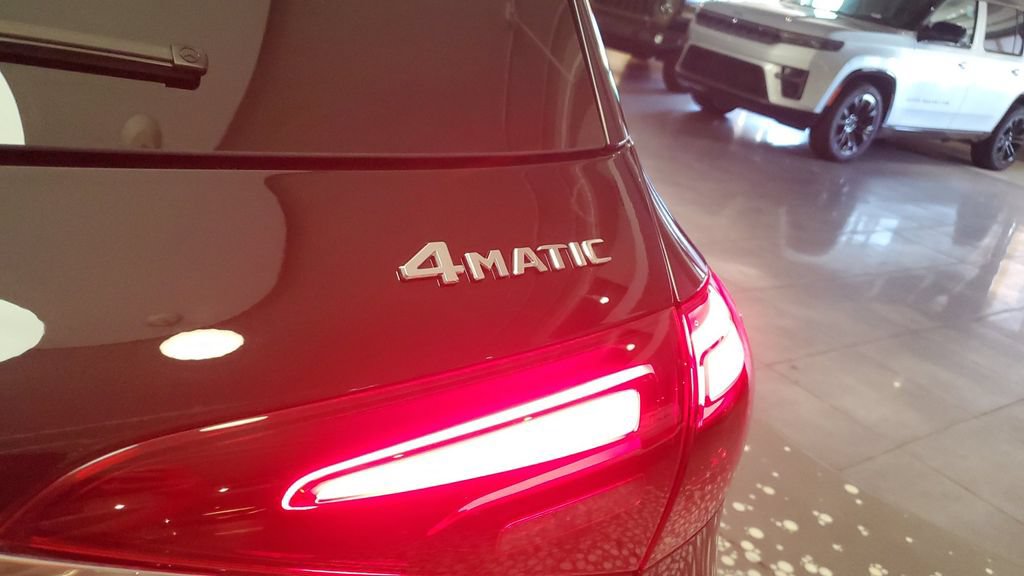 Used 2024 Mercedes-Benz GLE 350 4MATIC image 9