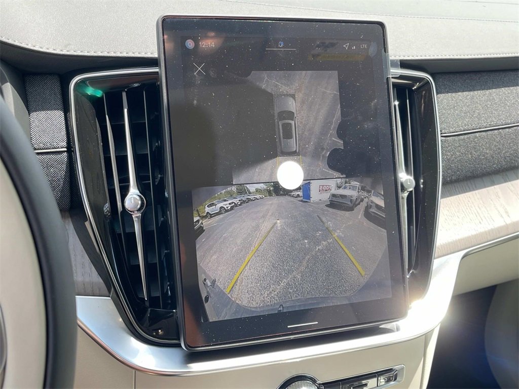 New 2026 Volvo XC90 B6 Ultra image 28