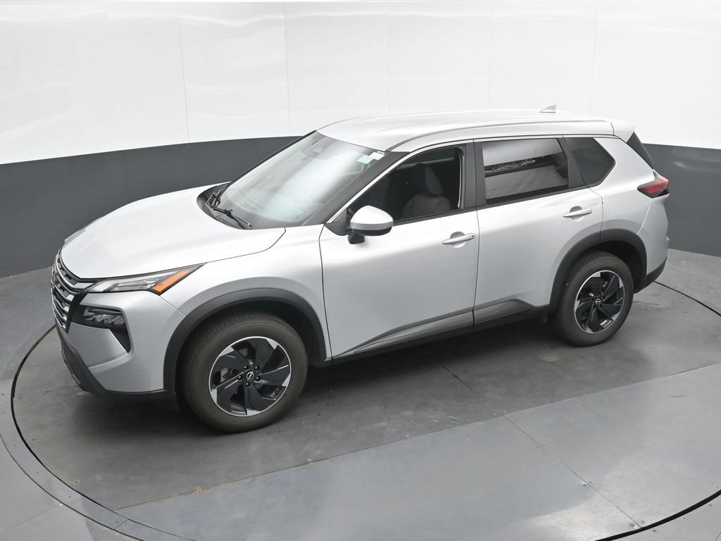Used 2025 Nissan Rogue SV AWD/4WD image 33
