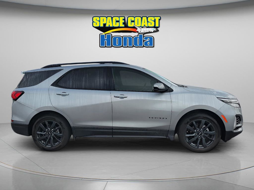 Used 2023 Chevrolet Equinox RS image 12