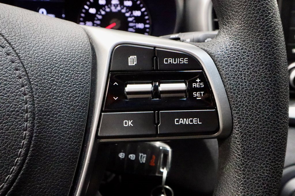 Used 2019 Kia Sorento LX image 29