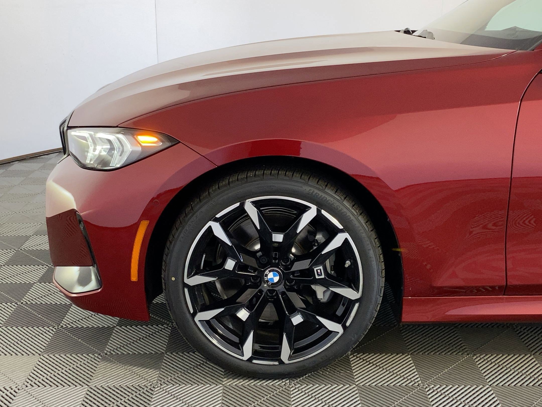 Used 2026 BMW 330i Sedan w/ M Sport Package image 9